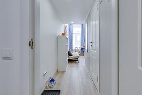 Tomi Apartments