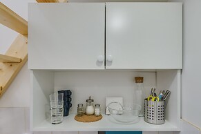 Tomi Apartments