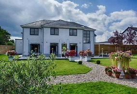 Village Hotel