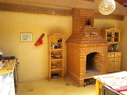 Ermis house