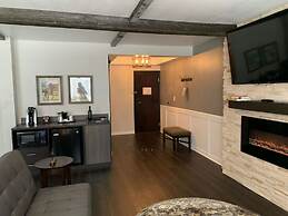 Cedar Stables Inn and Suites