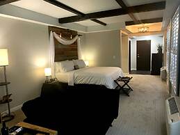 Cedar Stables Inn and Suites