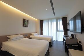 Royal Roi Hotel