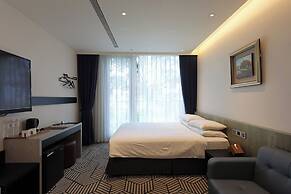 Royal Roi Hotel