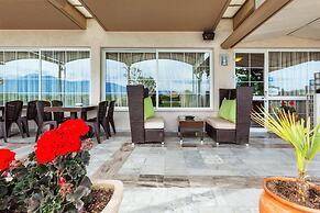Amfion Hotel