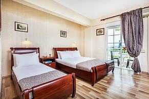 Amfion Hotel