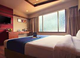 FabHotel Berry's