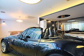 H Drive Hotel