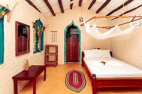 Demani Lodge
