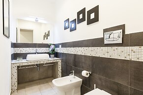 Aeterna Suites Collection