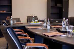 Grand Blue FAFA Resort & Spa