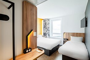 B&B HOTEL CERGY Saint-Christophe