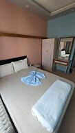Umut Bakis Hotel