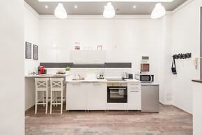 Venus Apartments - Almassy Park