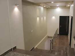 Hotel  Suryansh
