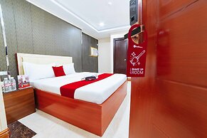 RedDoorz Plus @ Winter Benitez