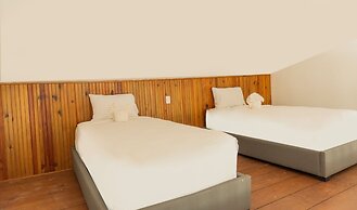 Hotel Checkin El Cortecito Beach