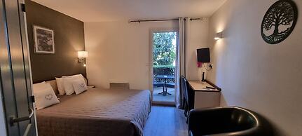 Le Pradet Hotel