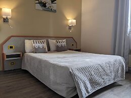 Le Pradet Hotel