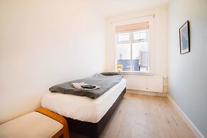 Apartment G4
