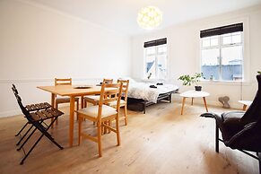 Apartment G4