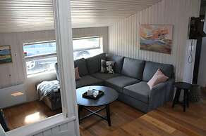 Paradise Cabin