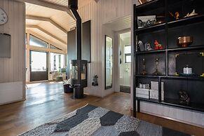 Paradise Cabin