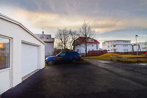 Apartment M13