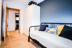 Apartment G22