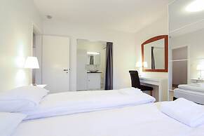 Apartment S33