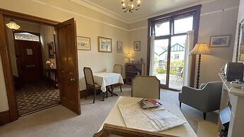 Southcliffe Bed & Breakfast