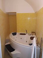 Munaciello Rooms