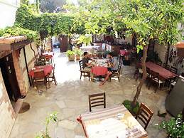 Tuncay Pension