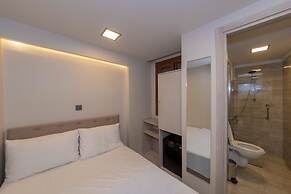 Grand Ahi Hotel