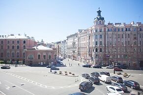 Tolstoy Hostel
