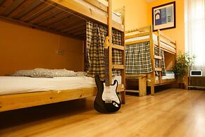 Tolstoy Hostel