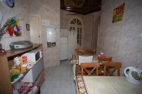 Tolstoy Hostel