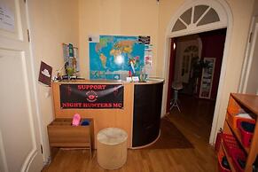 Tolstoy Hostel