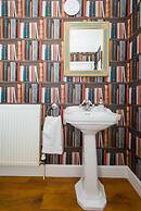 Maple Cottage With Hot Tub Near Cupar, Fife