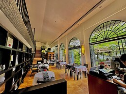 Fernando's Hotel