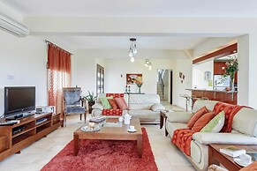 Villa Yialos