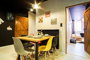 Retro Apartments