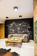 Retro Apartments