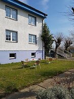 HausÜberLand