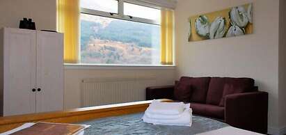 Lochside Guest House