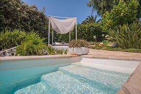 TD Casa Fusella with Panoramic Pool and sea view