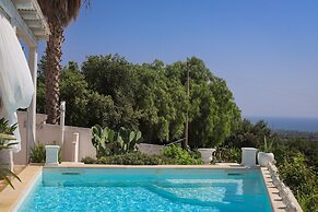 TD Casa Fusella with Panoramic Pool and sea view