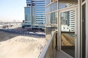 Signature Holiday Homes- Marina Studio