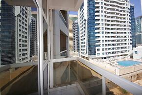Signature Holiday Homes- Marina Studio