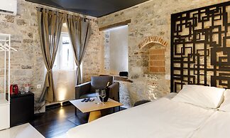 Palace Luxury Room
